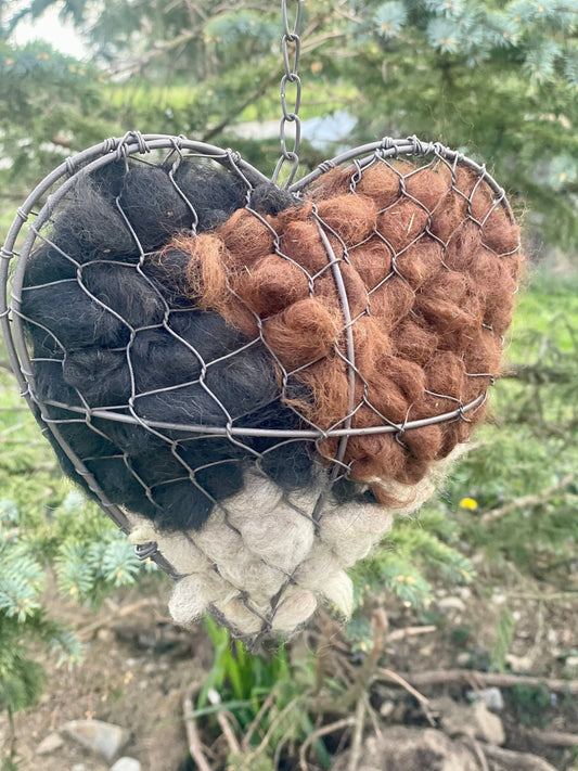 Bird Nesting Heart, Bird Nesting Material, Porch Decor Idea, Bird Watching Gift, Nature Gifts for Women, Alpaca Bird Feeder, Natural Bird