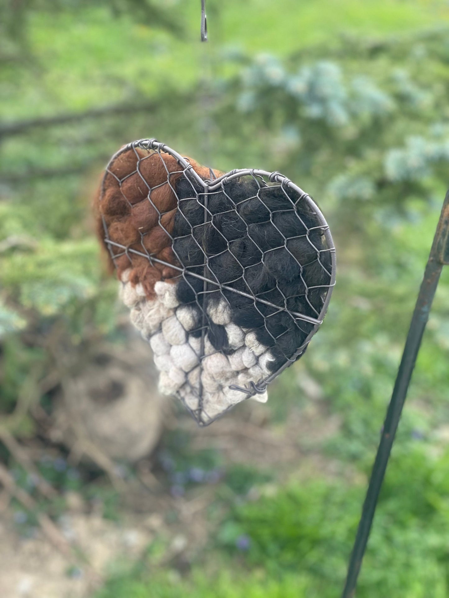 Bird Nesting Heart, Bird Nesting Material, Porch Decor Idea, Bird Watching Gift, Nature Gifts for Women, Alpaca Bird Feeder, Natural Bird